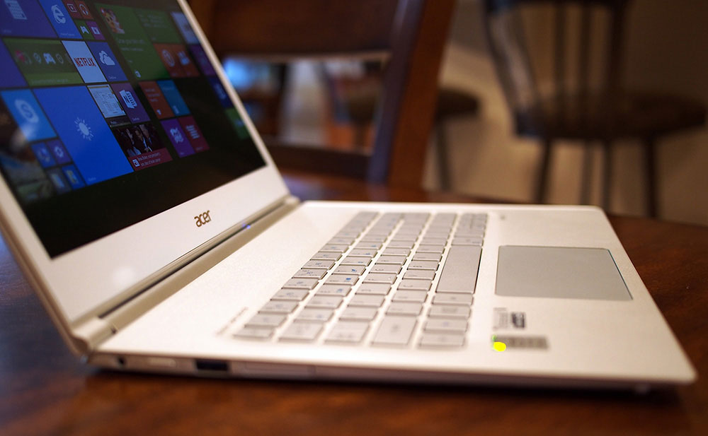 Acer Aspire S7-393 Review (2015): Refreshed With Intel's Broadwell