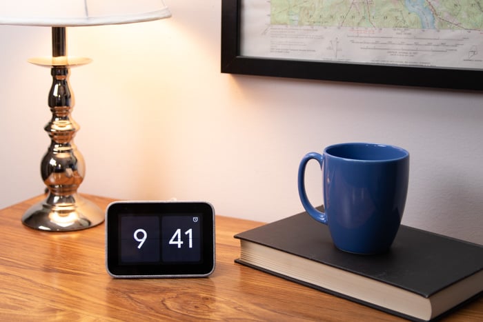 lenovo smart clock google assistant room