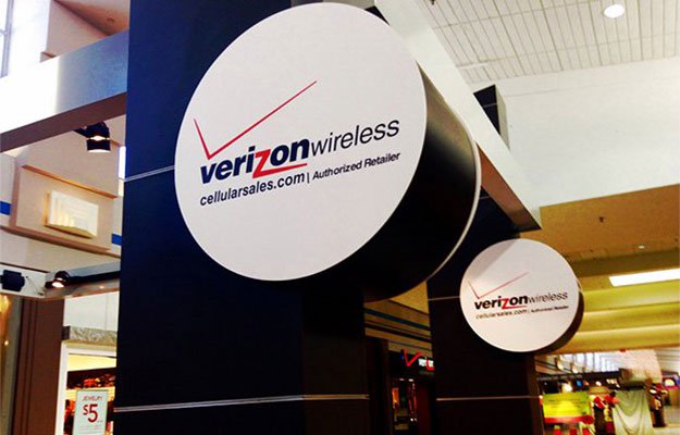 Verizon logo sign