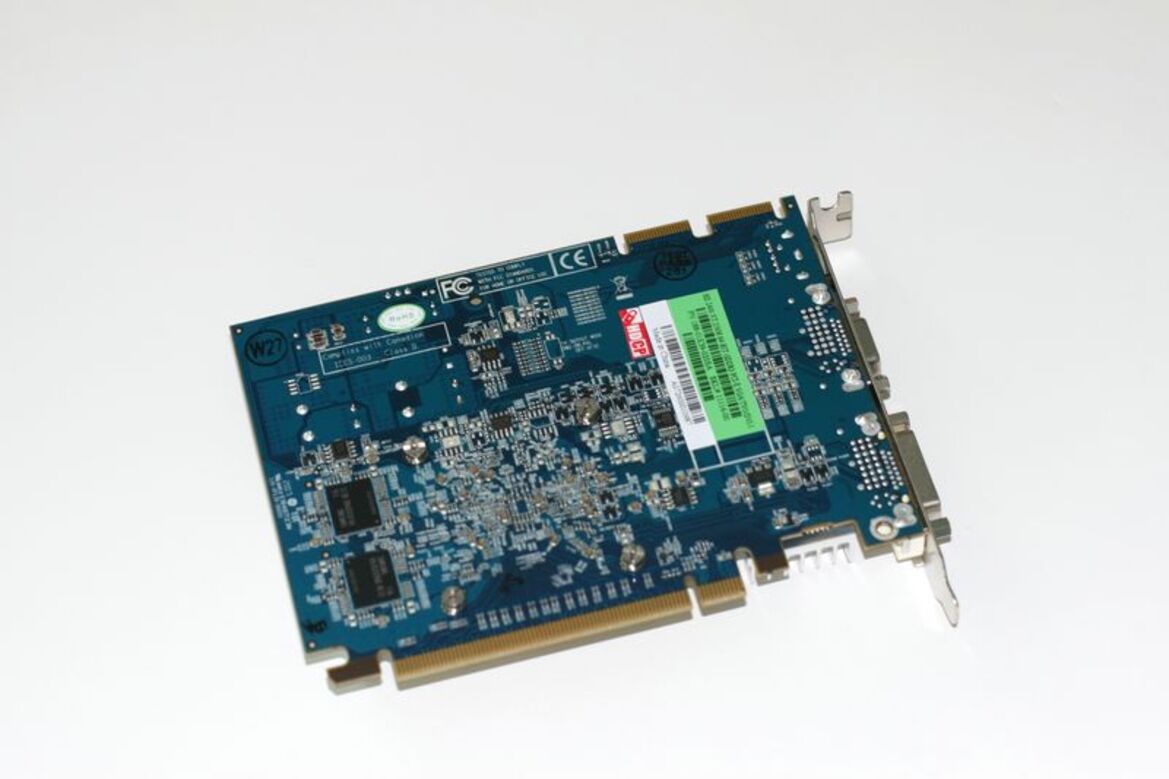 Sapphire Radeon HD Triple-Shot: 2600Pro OC, 2600XT and 2400XT