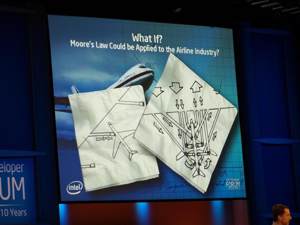 IDF Day 1: Gordon Moore, Gelsinger's Keynote