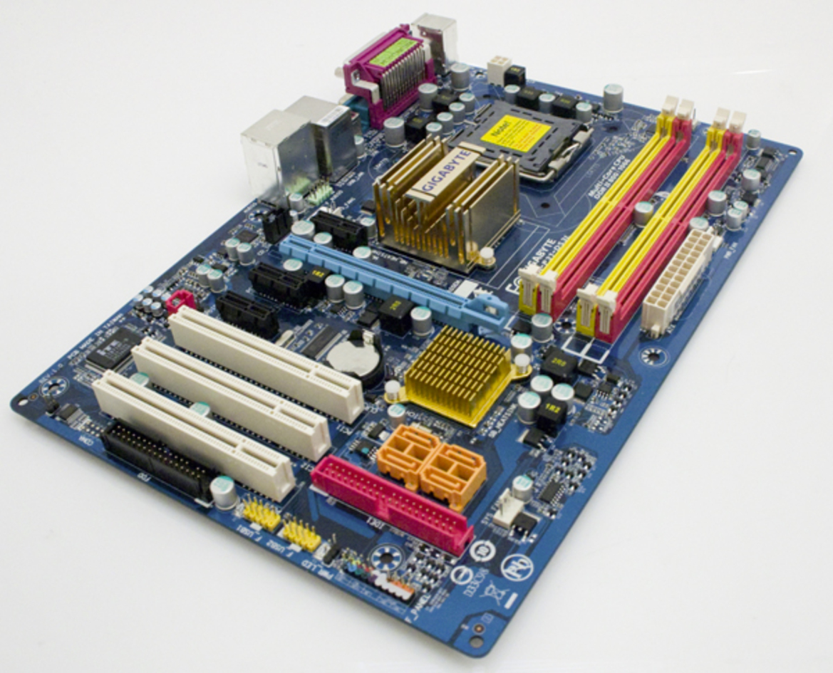 Budget Core 2 Platforms from ECS and Gigabyte
