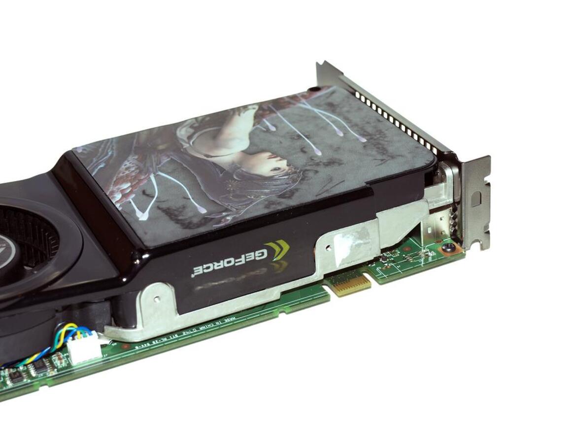 NVIDIA GeForce 8800 GTS Refresh: Asus and XFX