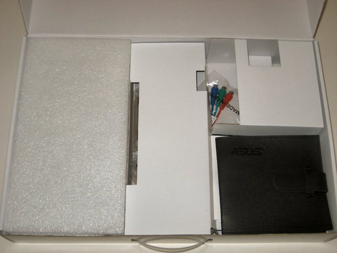 ASUS EAH3850 TOP Graphics Card