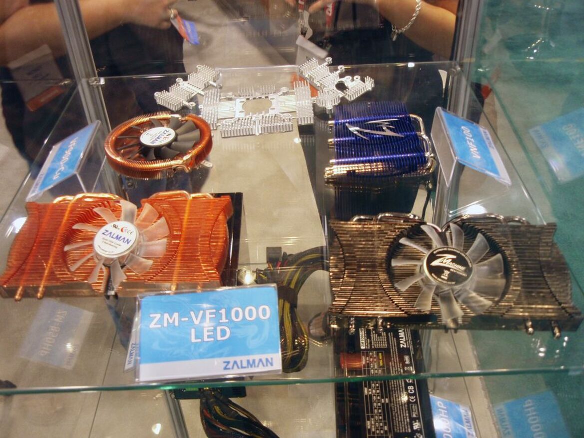 CES 2008 Photo Report