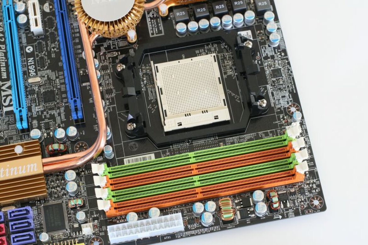 MSI K9A2 Platinum AMD 790FX Motherboard