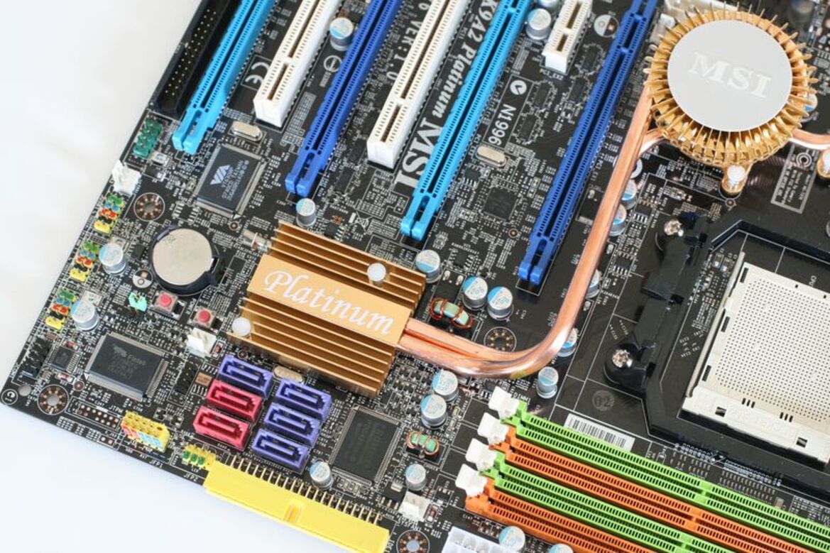 MSI K9A2 Platinum AMD 790FX Motherboard