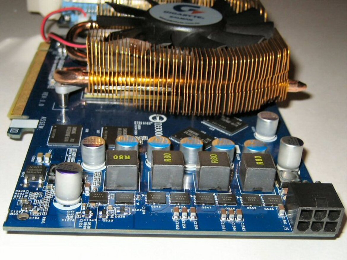 Gigabyte GeForce 8800 GT GV-NX88T512HP