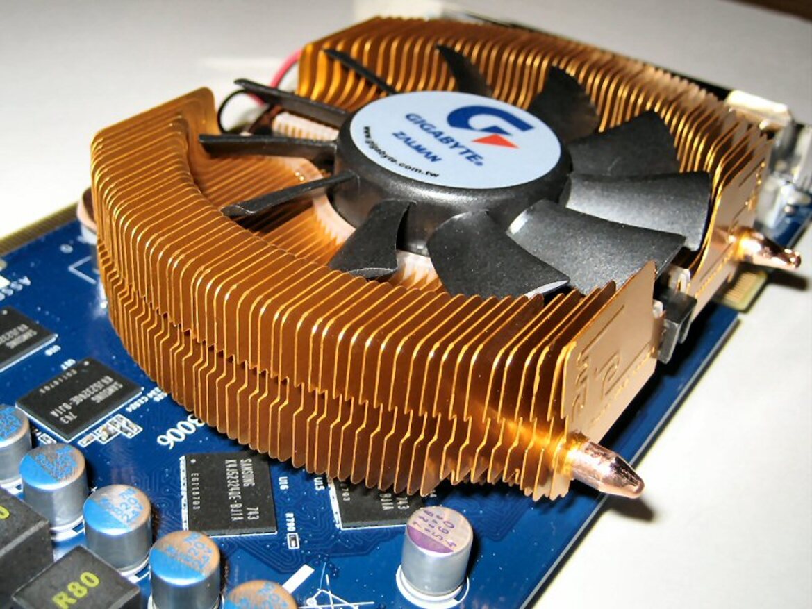 Gigabyte GeForce 8800 GT GV-NX88T512HP