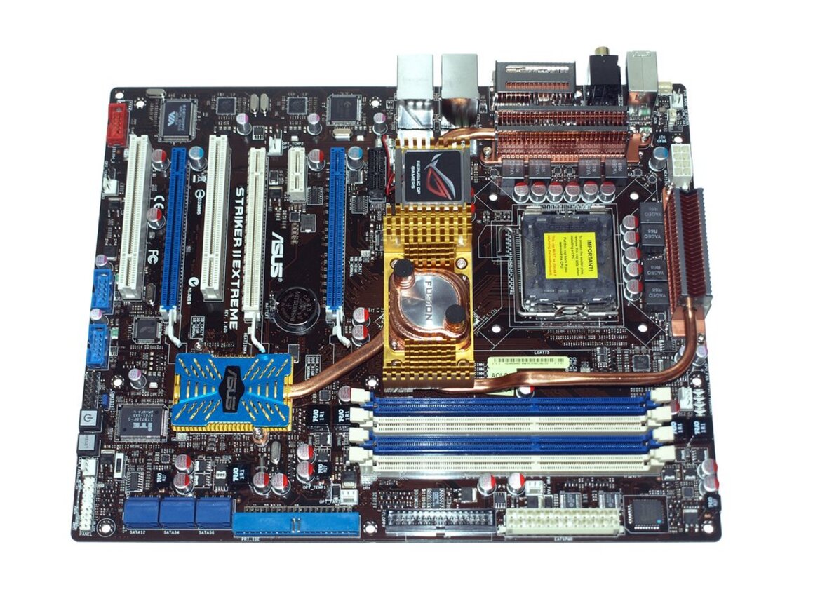 NVIDIA nForce 790i SLI Ultra and GeForce 9800 GX2