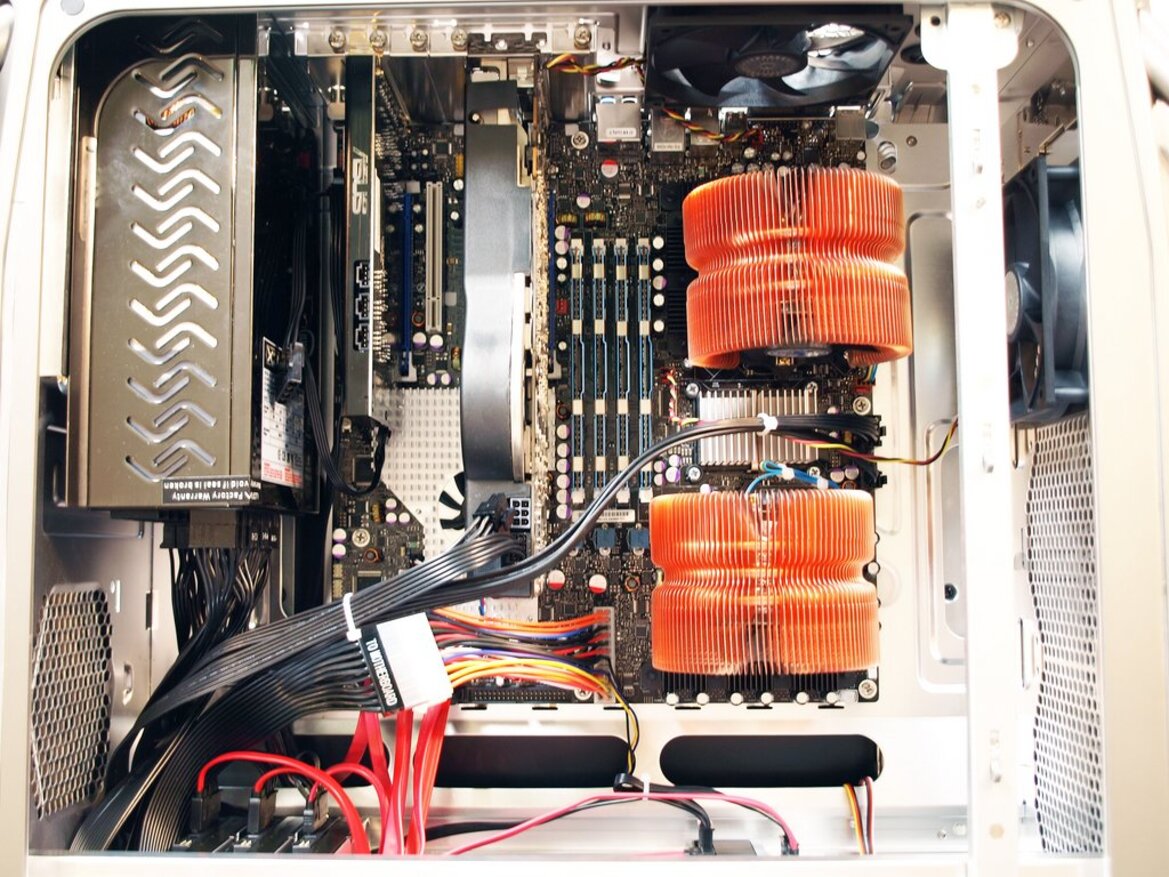 Cooler Master COSMOS S Chassis