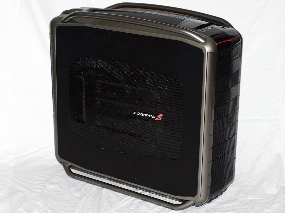Cooler Master COSMOS S Chassis