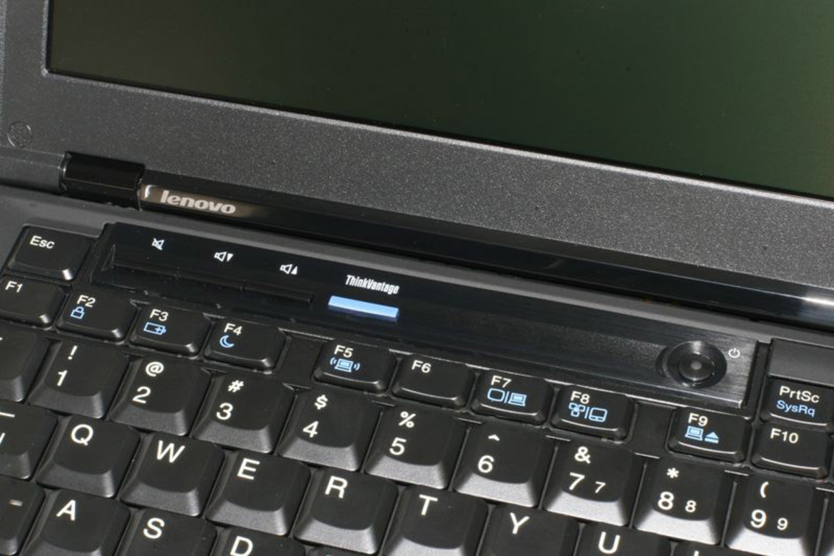 Lenovo ThinkPad X300 Ultraportable Notebook
