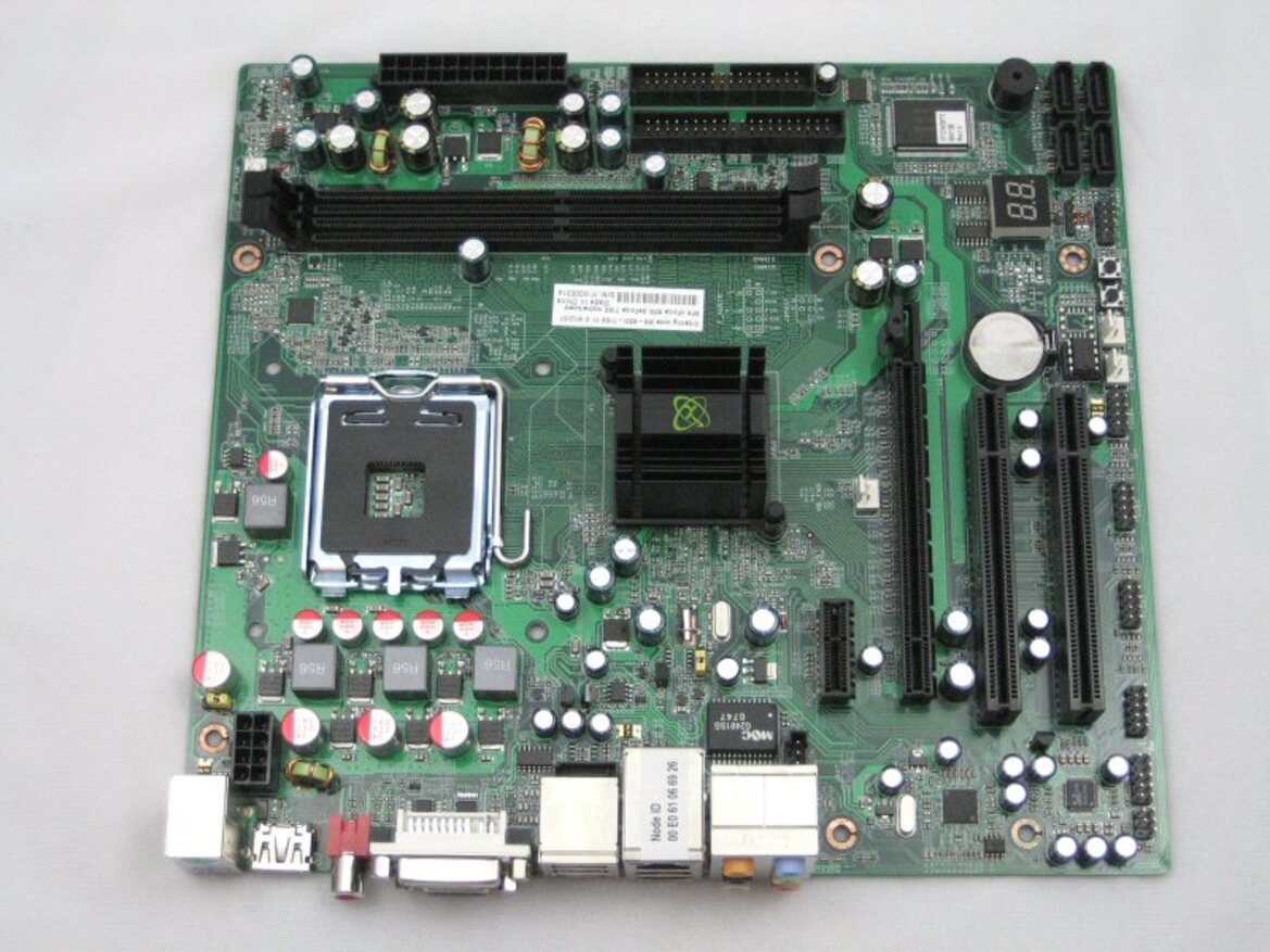 XFX nForce 630i GeForce 7150 Motherboard