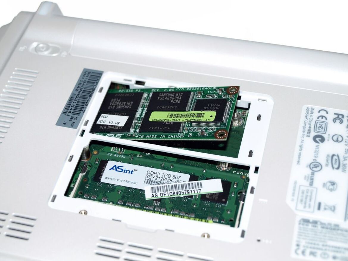 Asus Eee PC 900 Ultra Mobile PC
