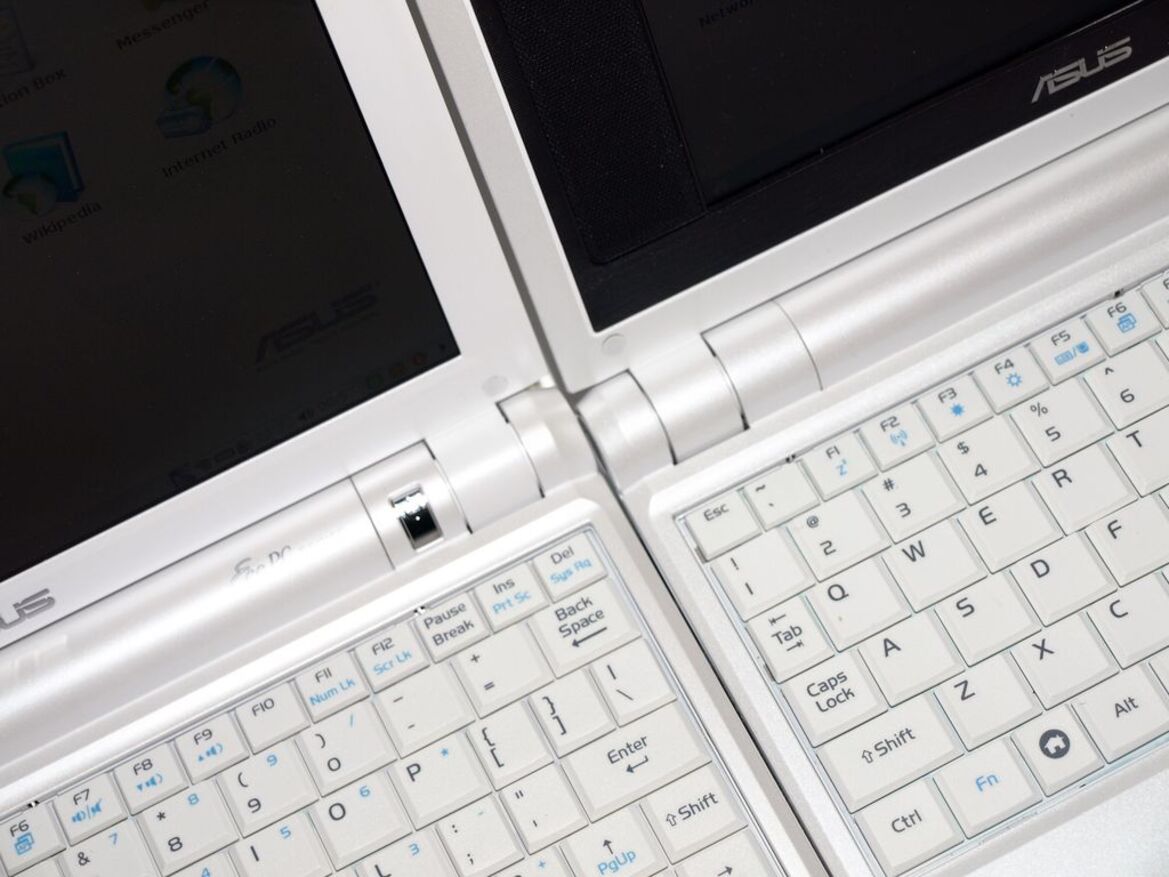 Asus Eee PC 900 Ultra Mobile PC