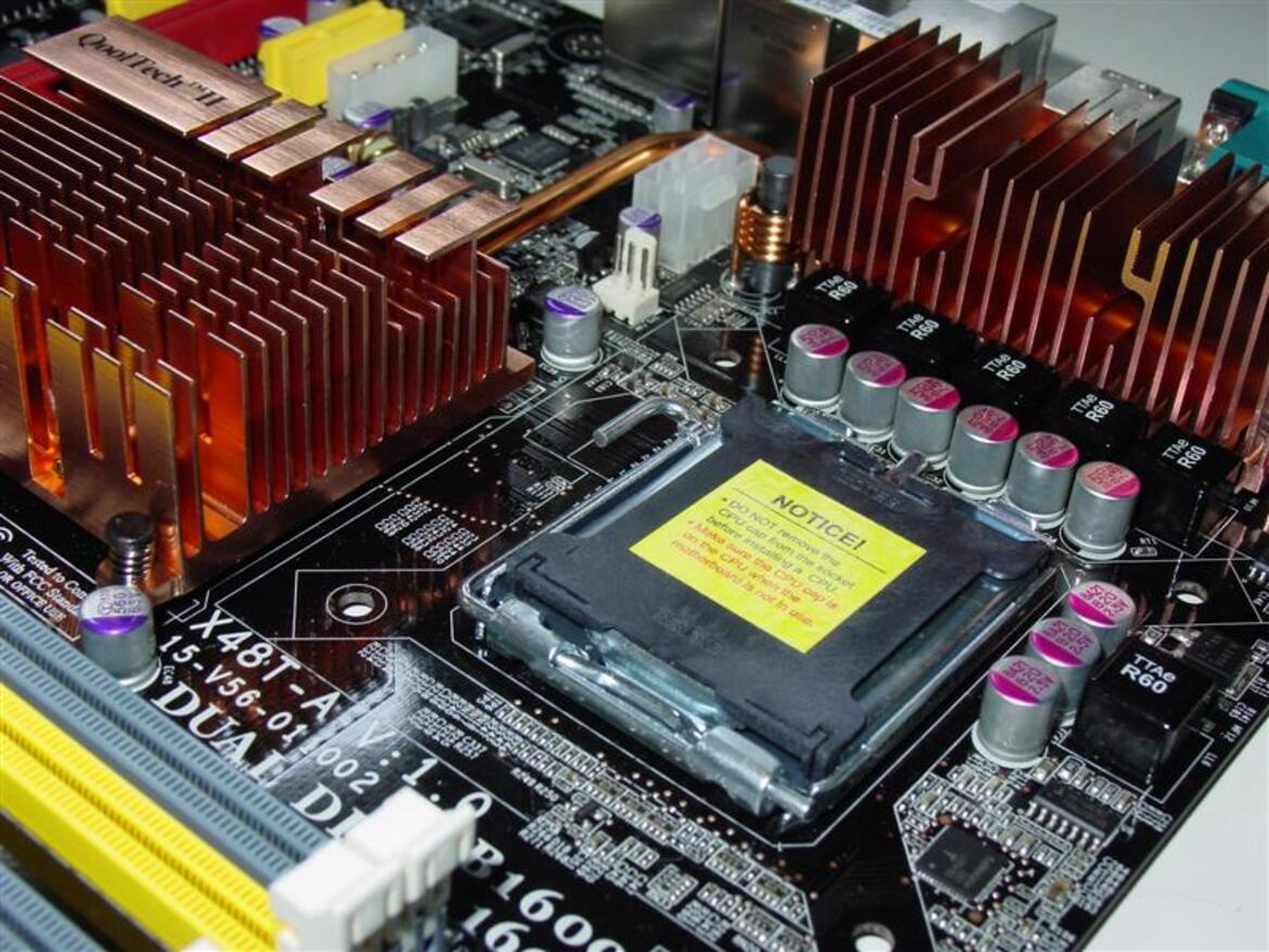 Intel X48 Motherboard Round-up: ASUS, ECS, & Intel