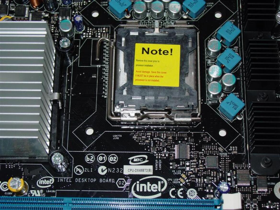 Intel X48 Motherboard Round-up: ASUS, ECS, & Intel