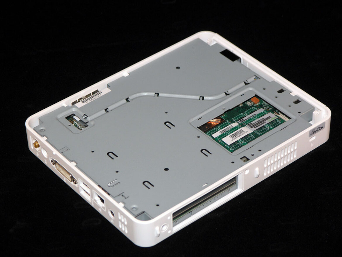 Asus Eee Box B202 Desktop System Evaluation