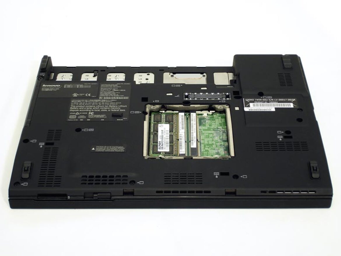 Lenovo ThinkPad X200 Ultraportable Notebook