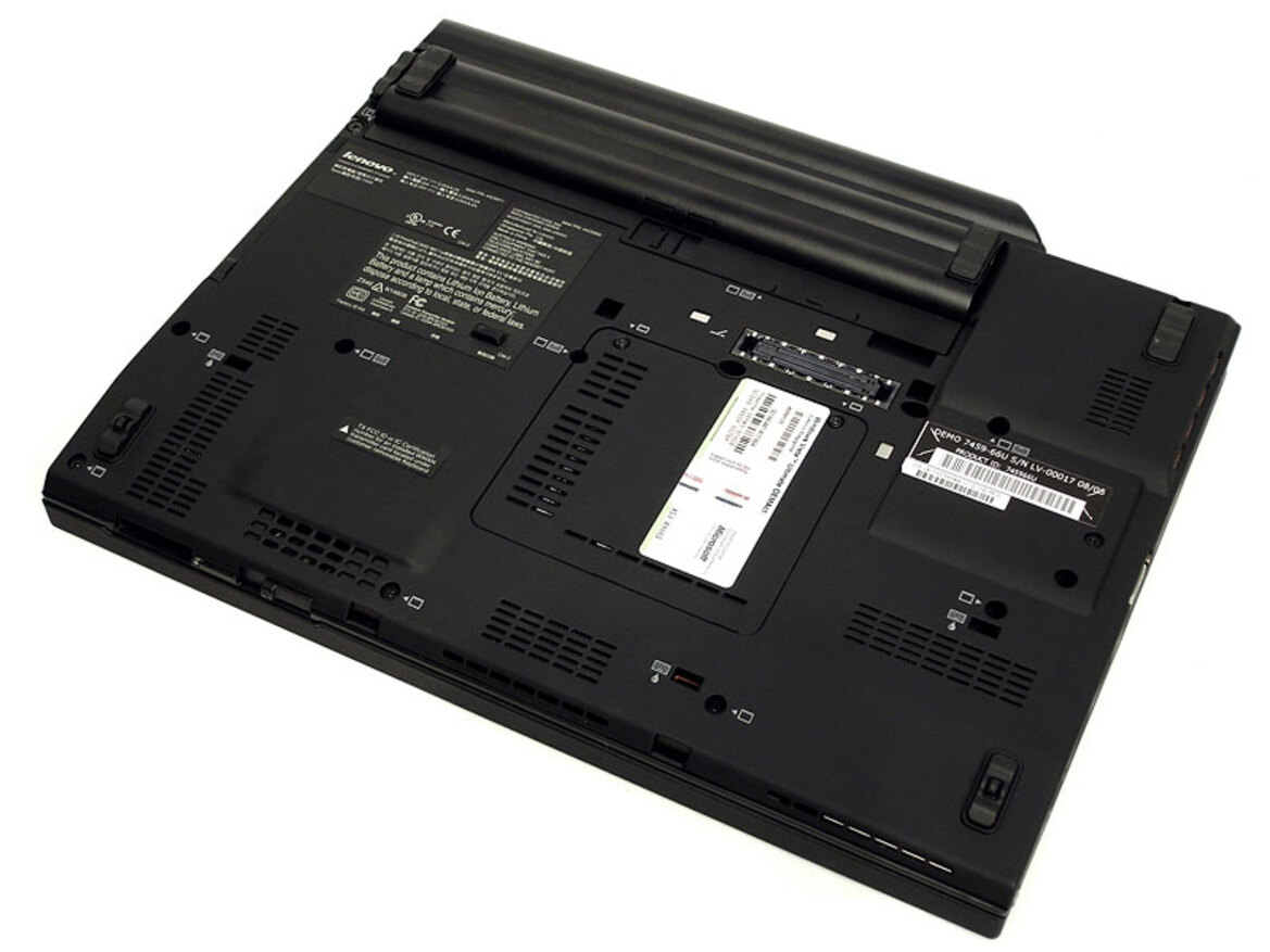 Lenovo ThinkPad X200 Ultraportable Notebook