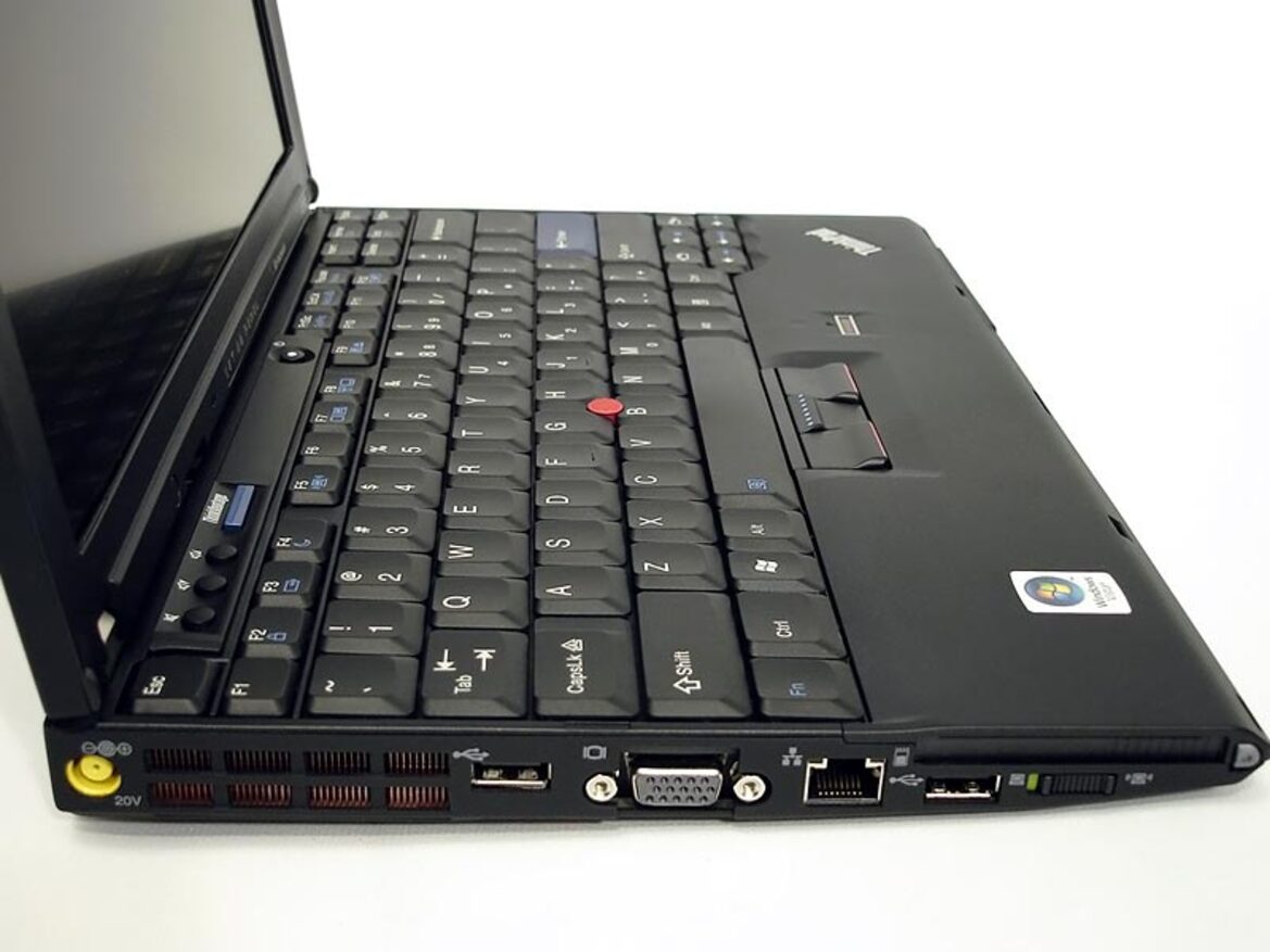 Lenovo ThinkPad X200 Ultraportable Notebook