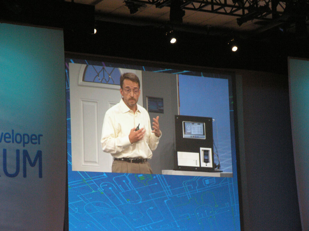IDF Day 1: Pat Gelsinger Keynote: Embedded + Dynamic + Visual