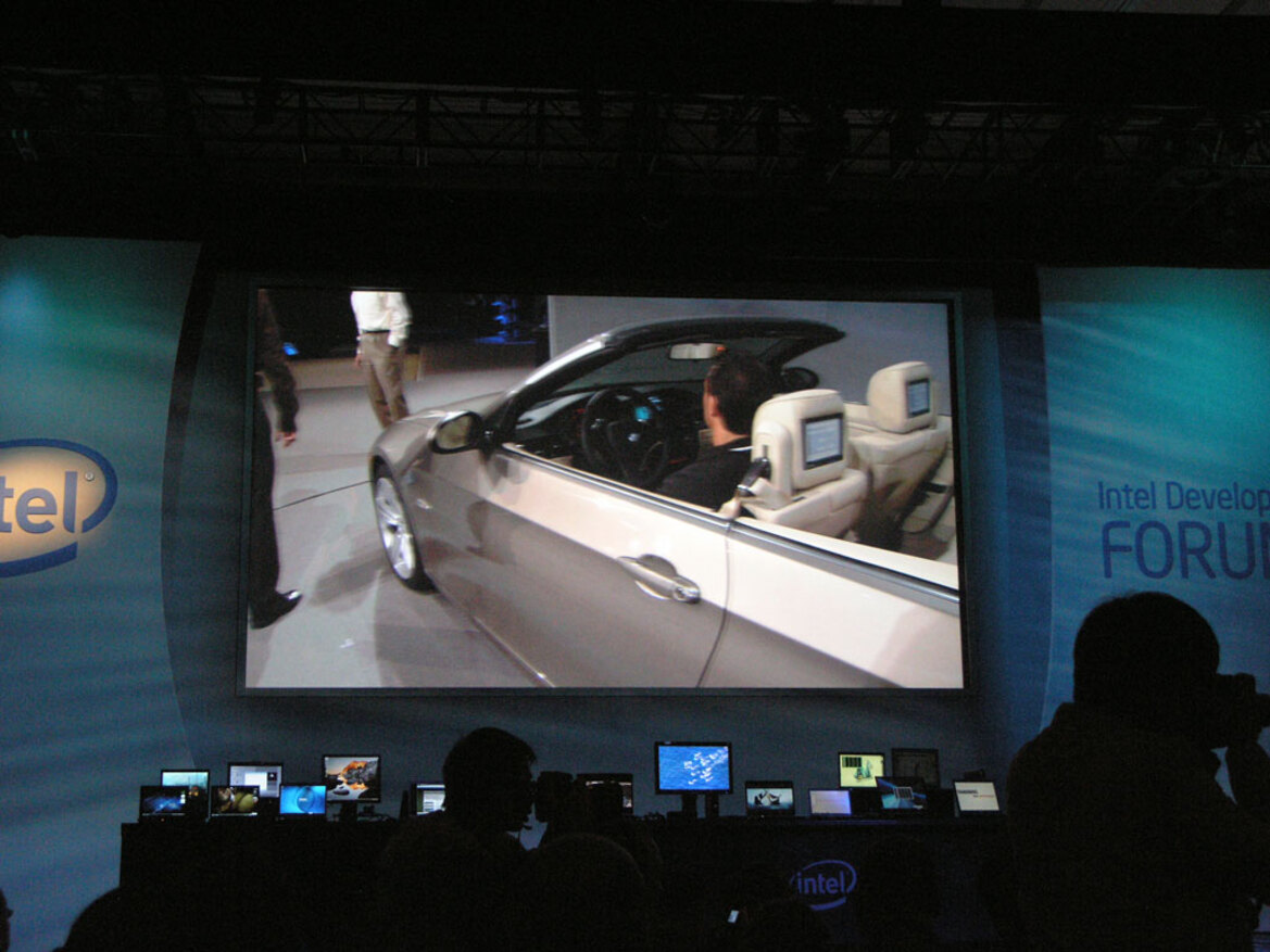 IDF Day 1: Pat Gelsinger Keynote: Embedded + Dynamic + Visual