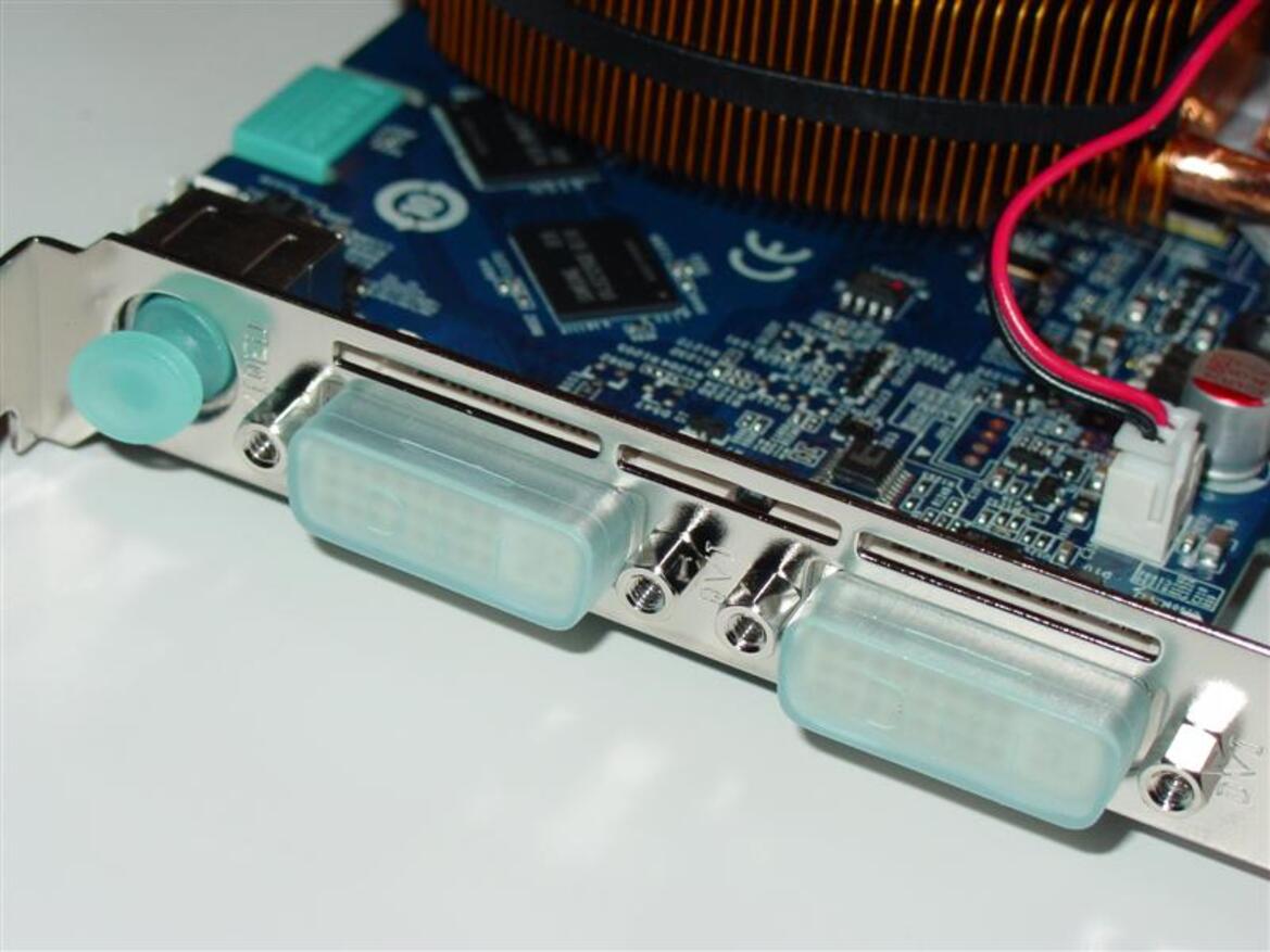 Gigabyte and Palit GeForce 9800 GT Face Off