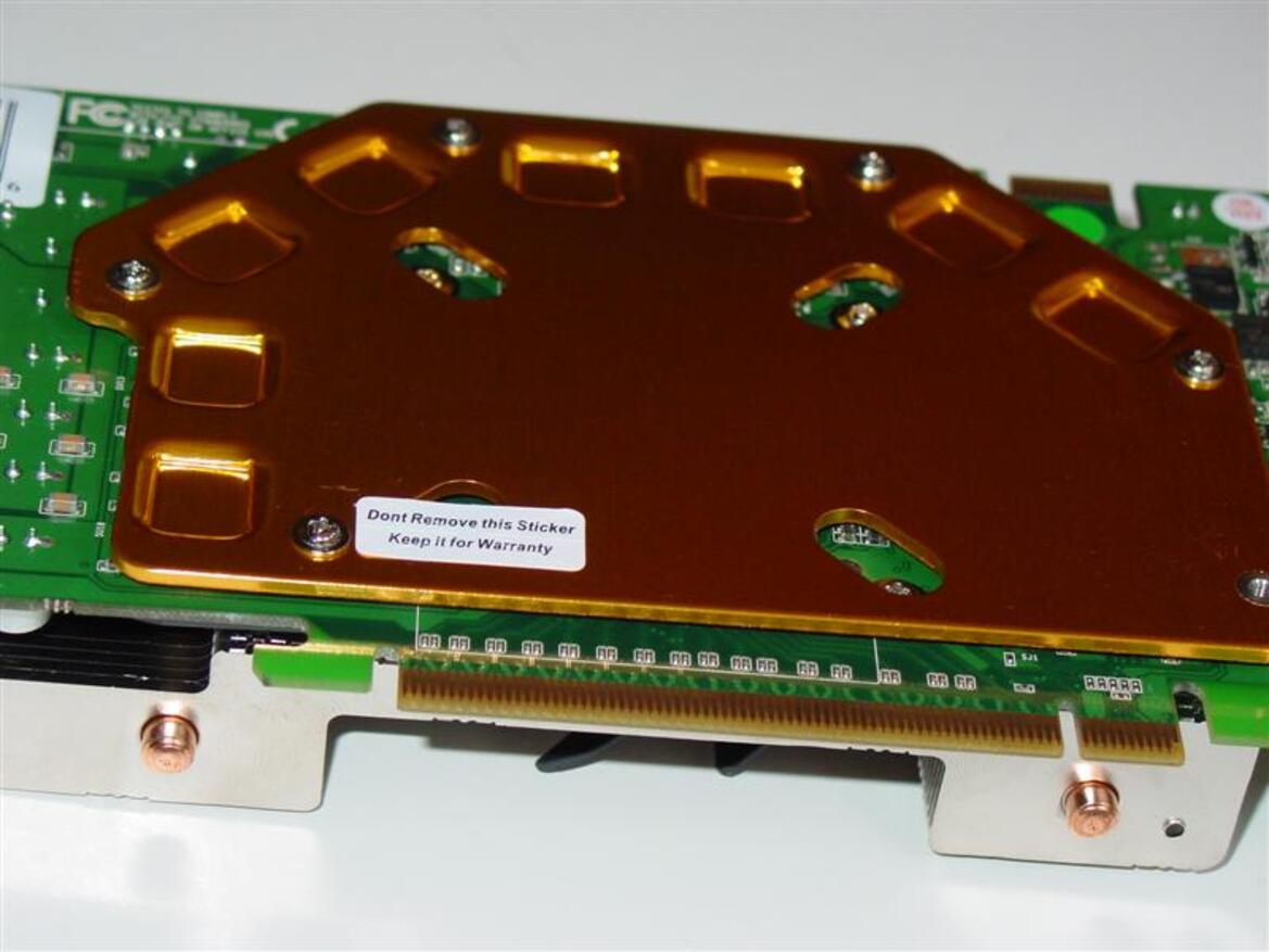 Gigabyte and Palit GeForce 9800 GT Face Off