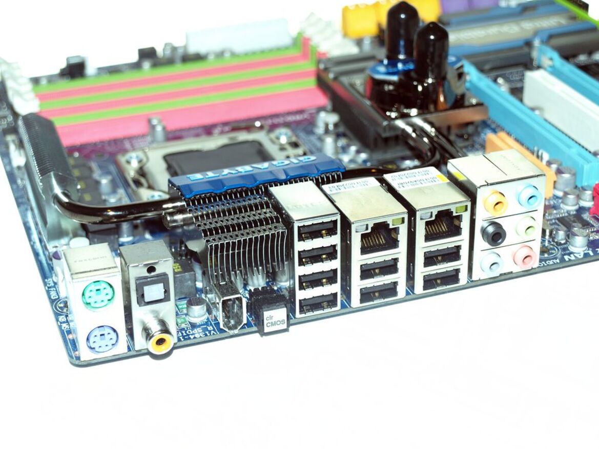 Intel Core i7 Processors: Nehalem and X58 Have Arrived