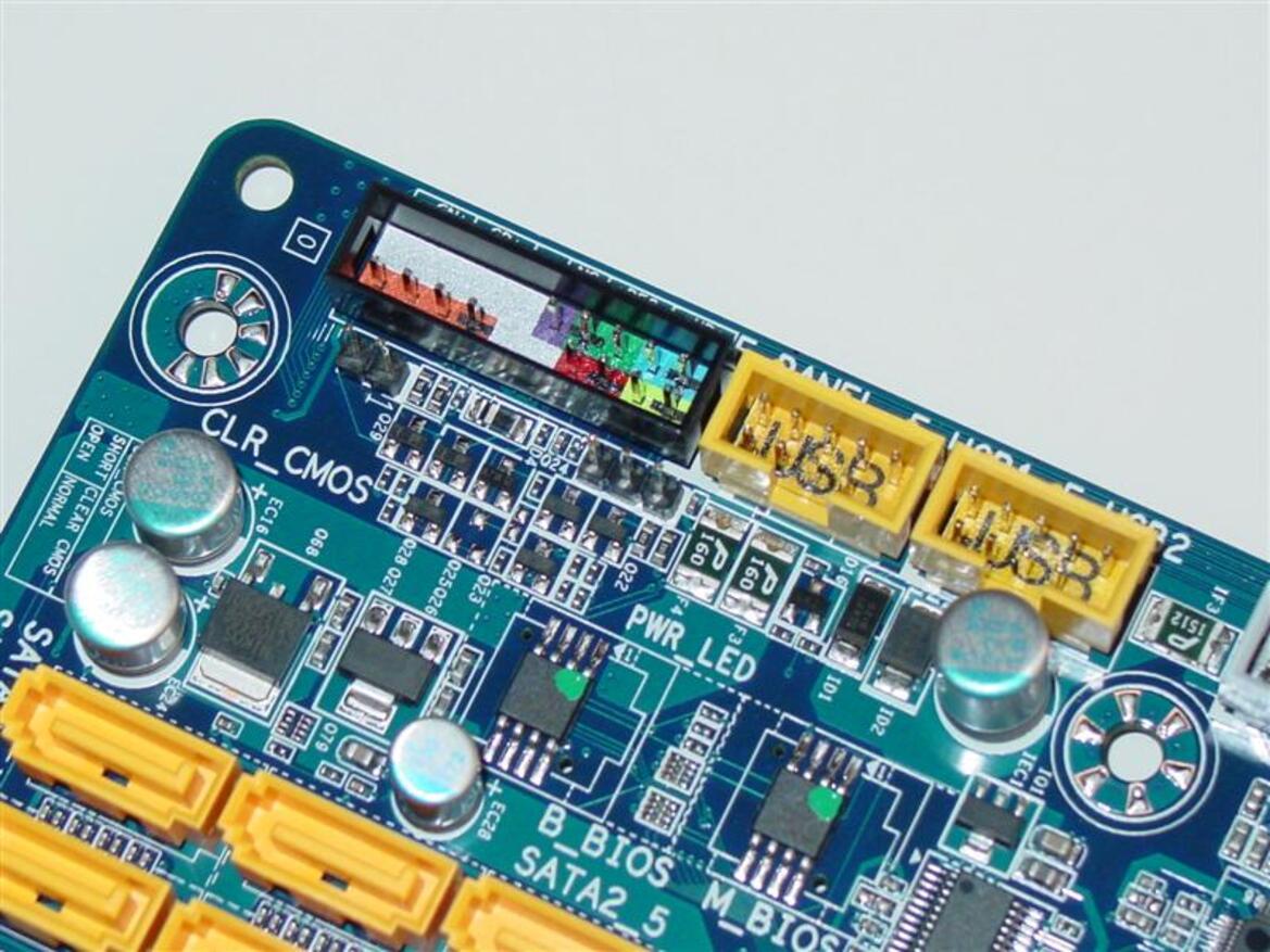 Gigabyte GA-EP45-UD3P Ultra Durable 3 Motherboard