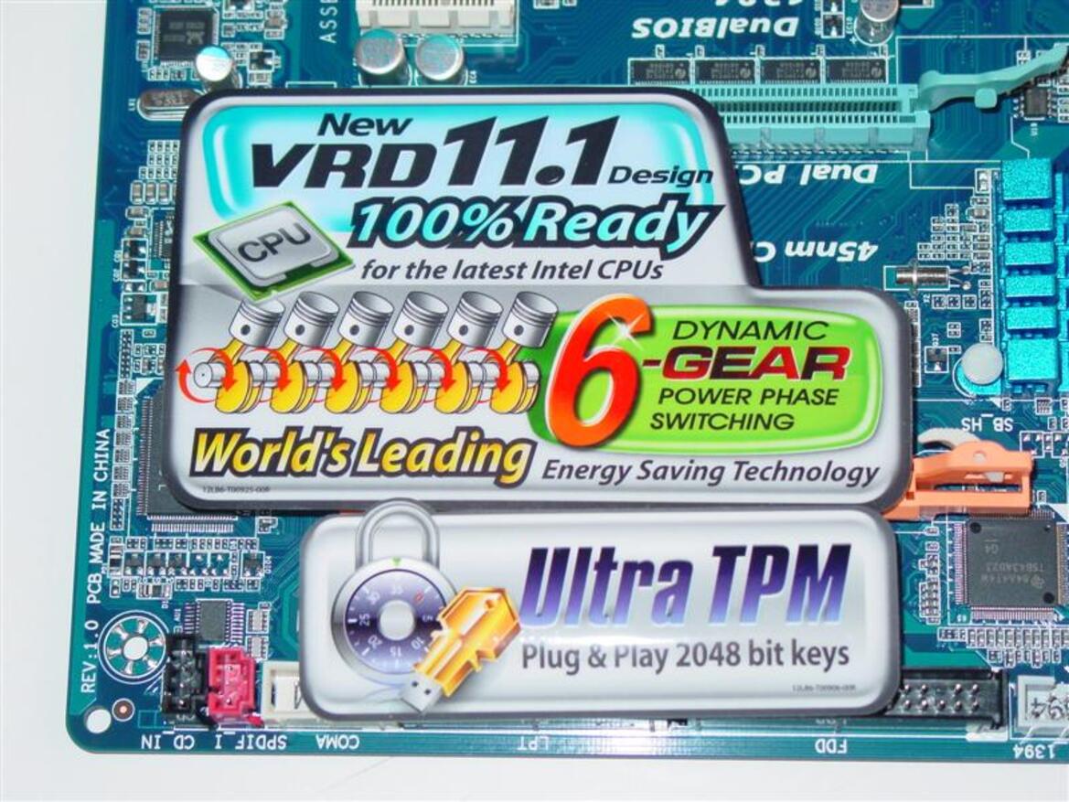 Gigabyte GA-EP45-UD3P Ultra Durable 3 Motherboard