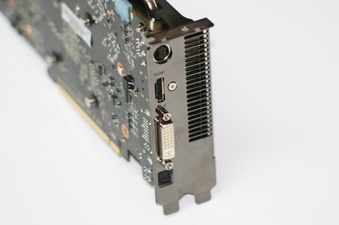 Asus EN9800GT Matrix GeForce 9800GT