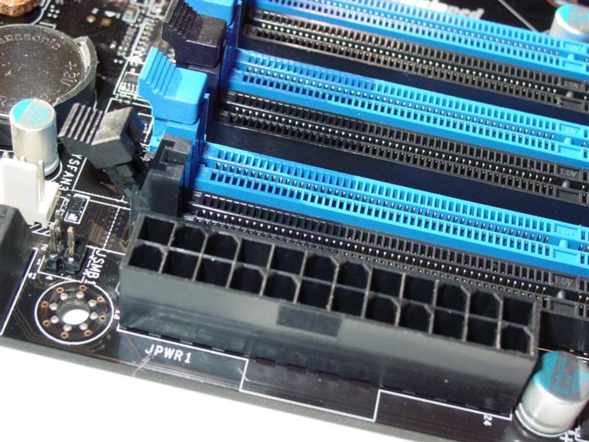 X58 Showdown: ASUS Rampage II vs. MSI Eclipse