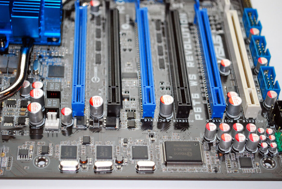 Asus P6T6 WS Revolution Core i7 Motherboard