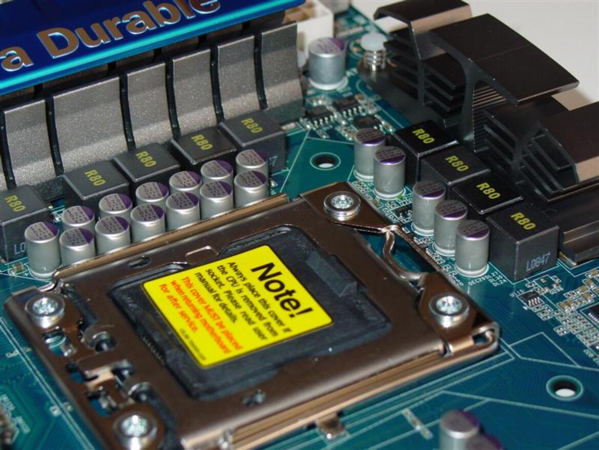 X58 for the Masses: Gigabyte's EX58-UD3R & EX58-UD4P