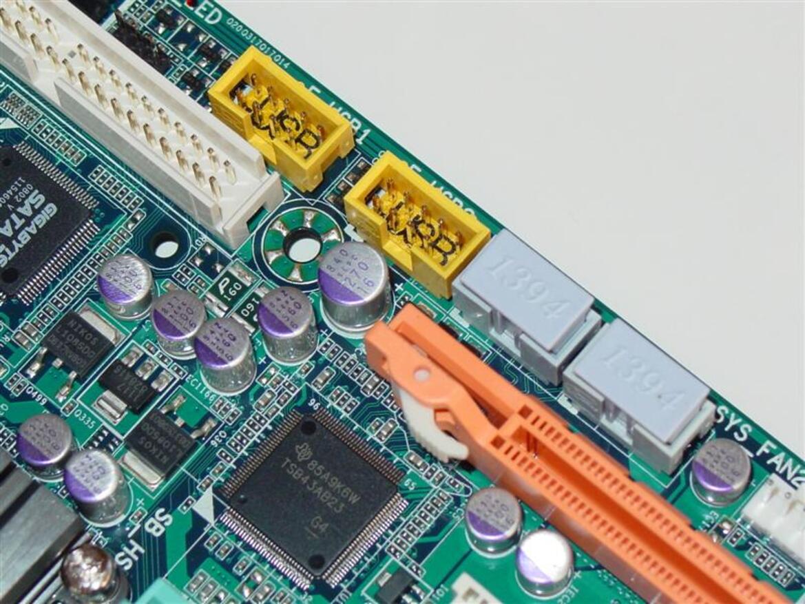 X58 for the Masses: Gigabyte's EX58-UD3R & EX58-UD4P
