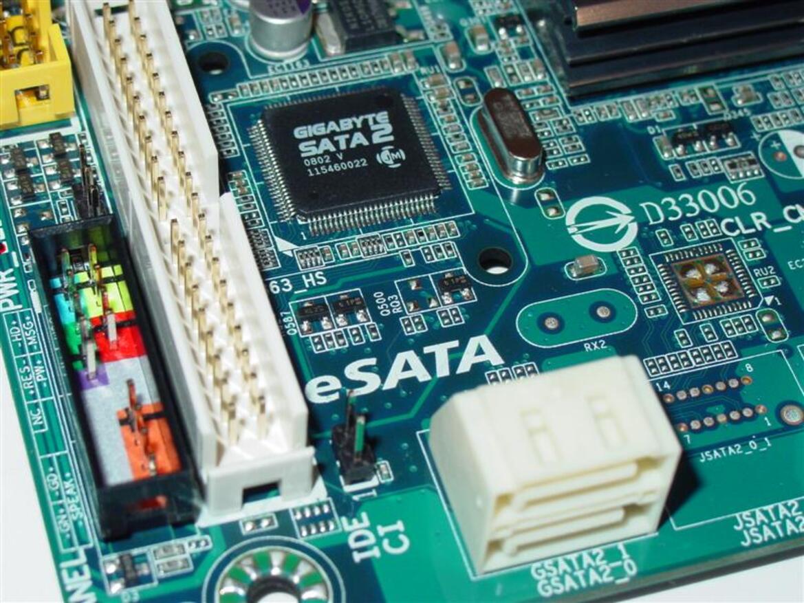 X58 for the Masses: Gigabyte's EX58-UD3R & EX58-UD4P