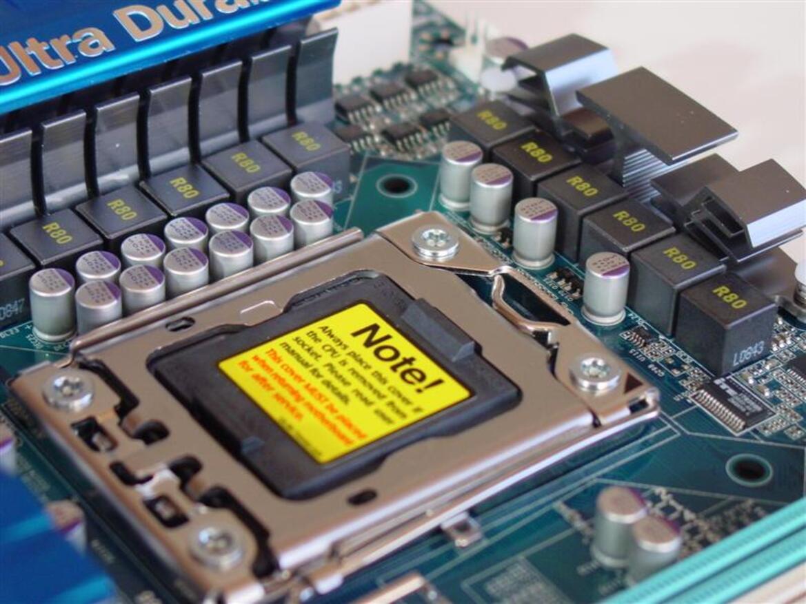X58 for the Masses: Gigabyte's EX58-UD3R & EX58-UD4P