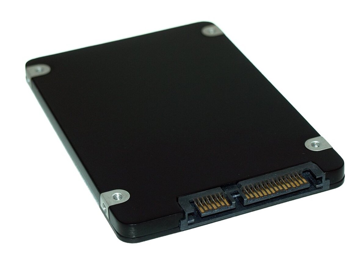 4-Way SSD Round-Up, OCZ, Corsair, Kingston, ST