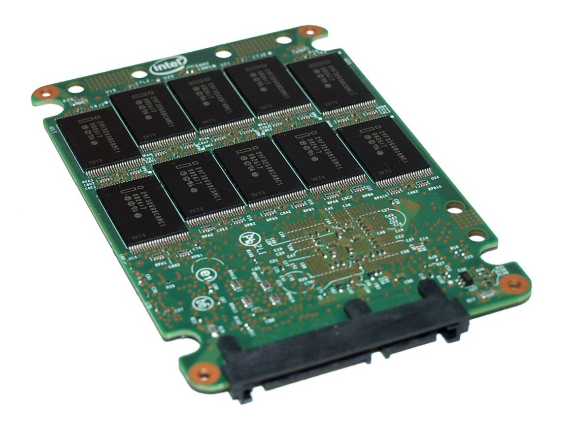 4-Way SSD Round-Up, OCZ, Corsair, Kingston, ST