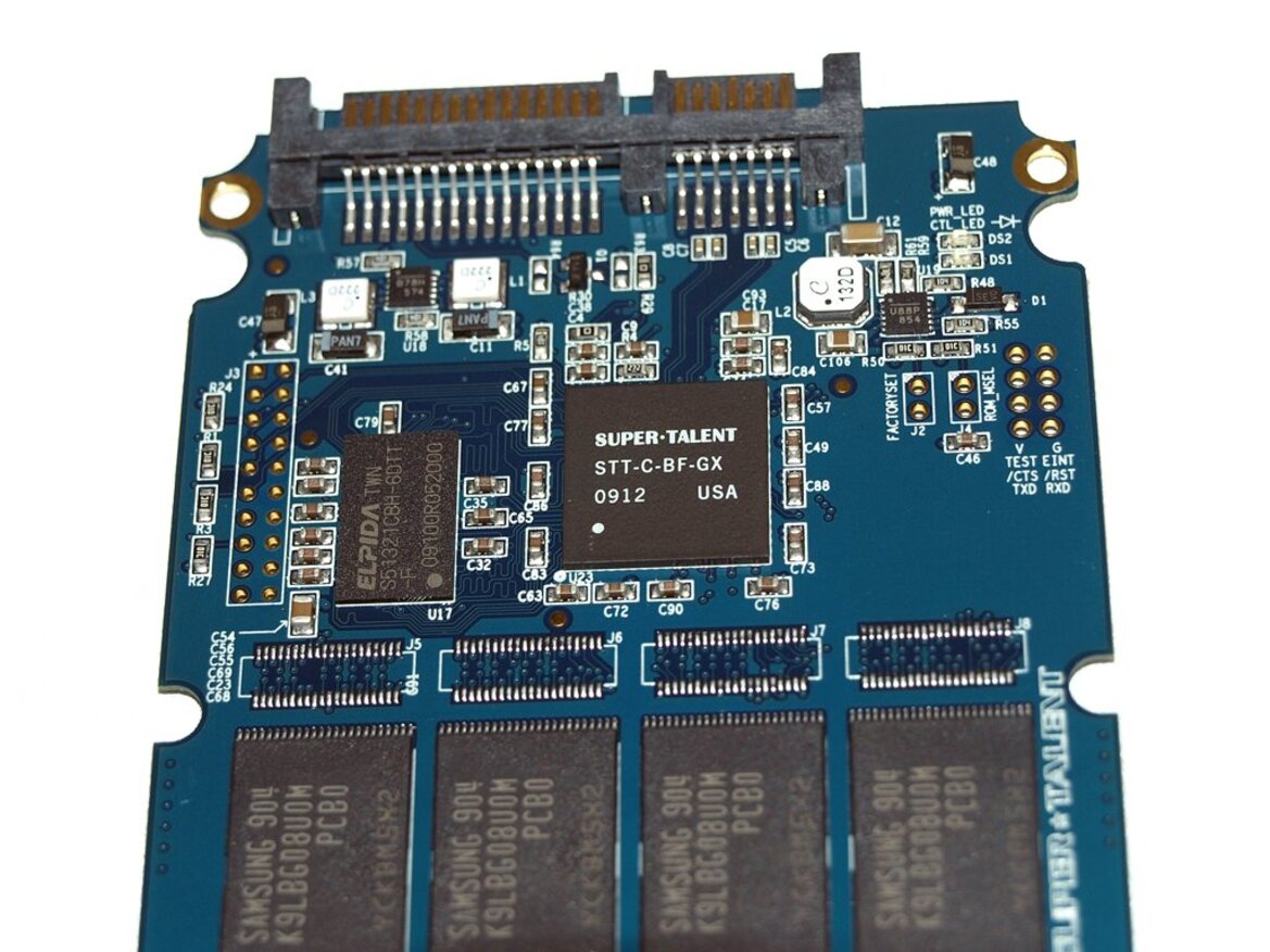 4-Way SSD Round-Up, OCZ, Corsair, Kingston, ST