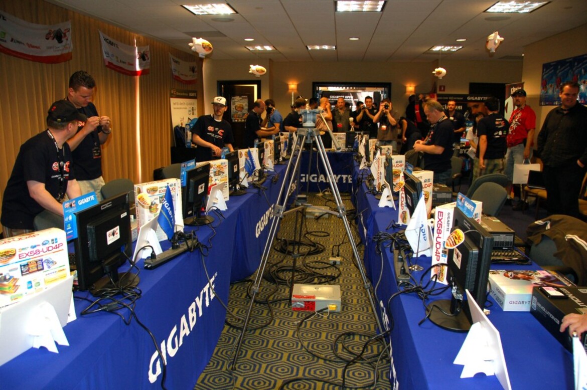Gigabyte Open Overclocking Competition 2009