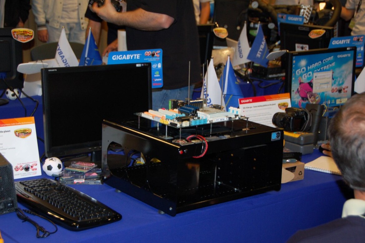 Gigabyte Open Overclocking Competition 2009