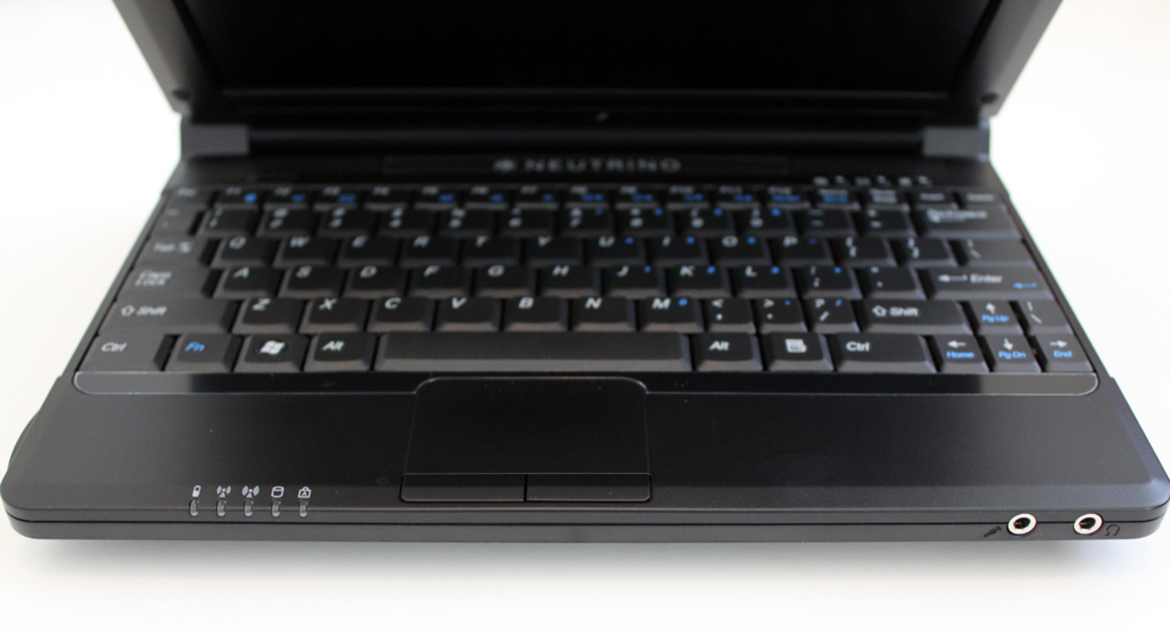 OCZ Technology Neutrino Netbook Review