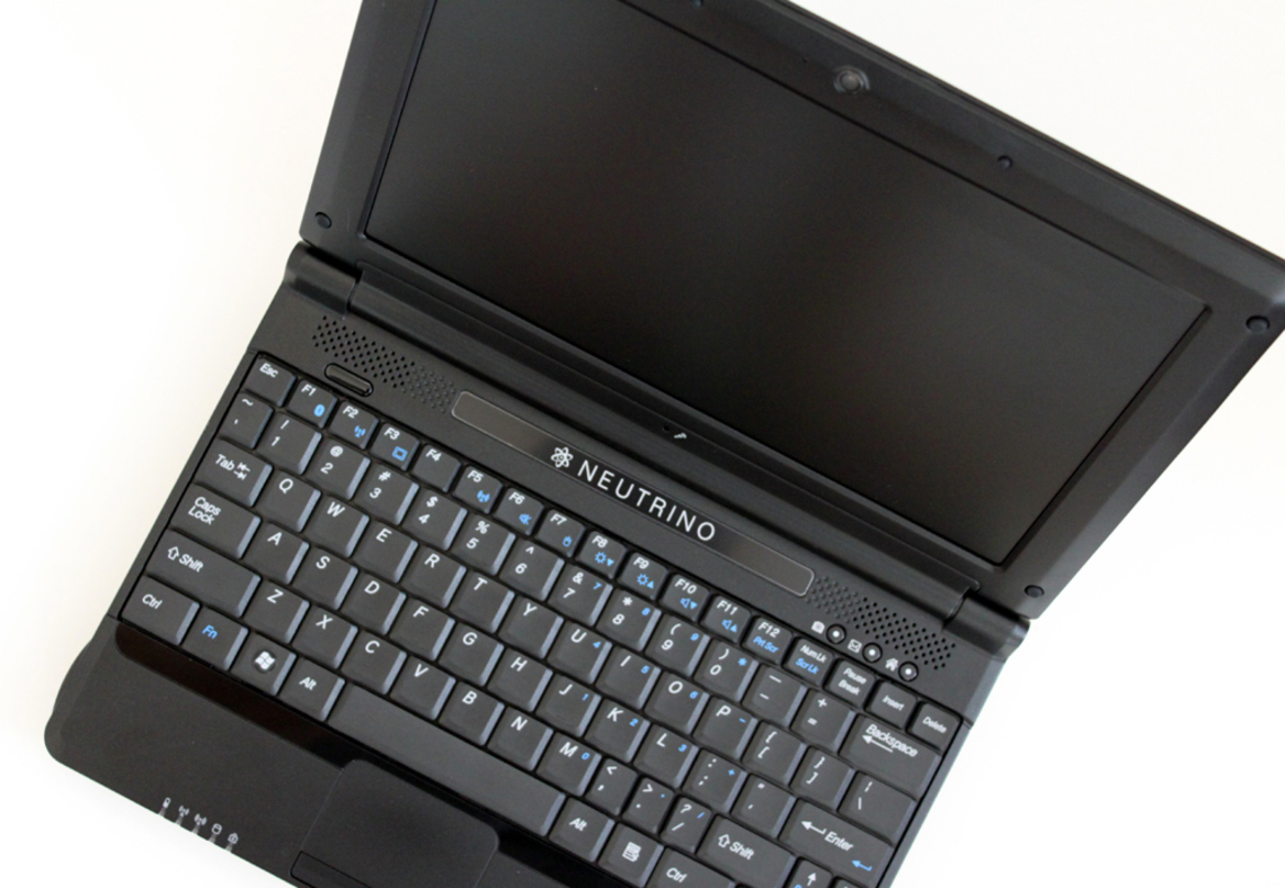 OCZ Technology Neutrino Netbook Review