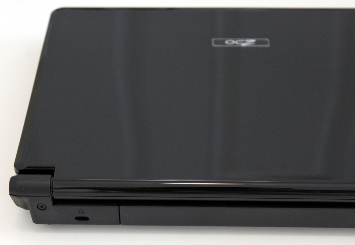 OCZ Technology Neutrino Netbook Review