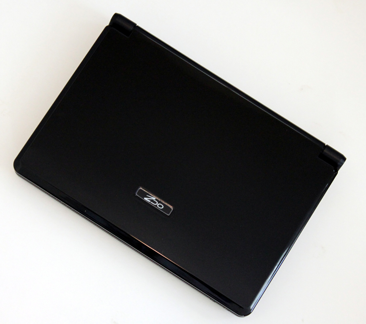 OCZ Technology Neutrino Netbook Review