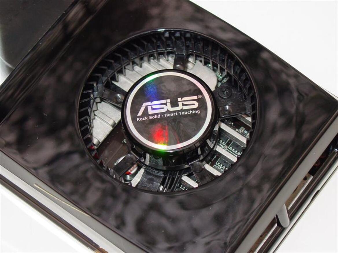GeForce GTX 275 and Radeon HD 4890 Round-Up